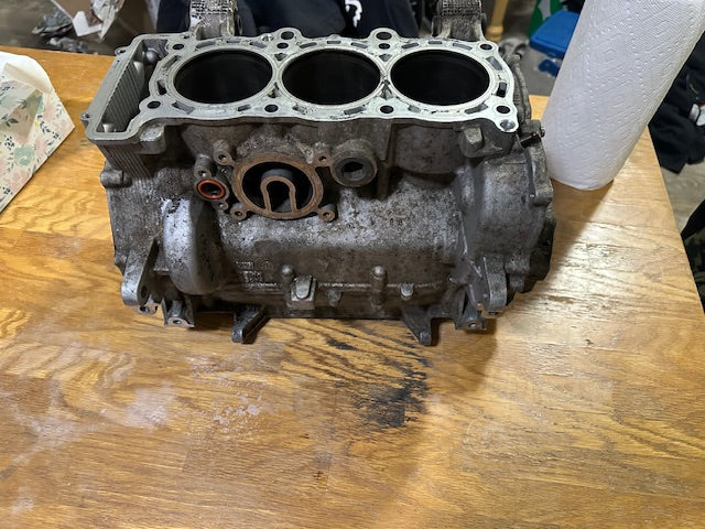 YAMAHA OEM CRANKCASE ASSY 8ES-15100-08-00