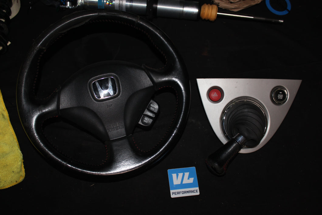 _Honda Civic Steering Wheel and Shift Knob A.HND.1.1.31